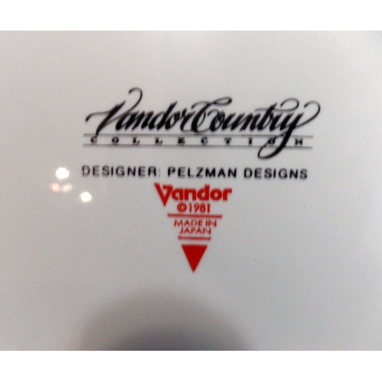 VINTAGE 1981 VANDOR FARM COUNTRY COLLECTION PELZMAN 4 PC. LUNCHEON PLATE SET