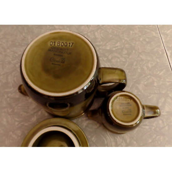RARE OESLAUER MANUFAKTUR BAVARIA GOEBEL GREEN 2 TONE TEAPOT & CREAMER SET