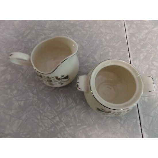 HOMER LAUGHLIN CAVALIER CREAMER & SUGAR BOWL SET A 56N 5 BIRDS of PARADISE
