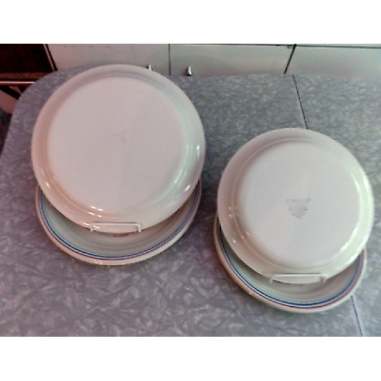 CORELLE 7 PC. DINNERWARE SET in the "SOUTHWEST HERITAGE" PATTERN