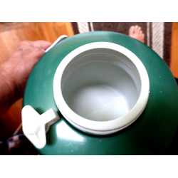 VINTAGE "1977" COLEMAN 2 GAL. GREEN AND WHITE COOLER JUG with SPIGOT & HANDLE