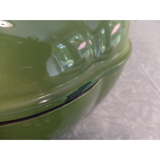 TECHNIQUE CAST IRON ENAMELWARE 1 1/2 QUART "BELL PEPPER" CASSEROLE DISH with LID