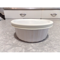 2 PC. CORNING F-16-B FRENCH WHITE 16 OZ. ROUND CASSEROLE DISH W/STORAGE LID