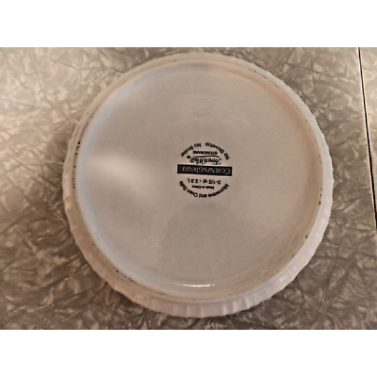 CORNINGWARE STONEWARE FRENCH WHITE 2.5 QT. ROUND CASSEROLE DISH