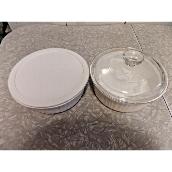 4 PC. CORNINGWARE STONEWARE FRENCH WHITE 1.5 QT. ROUND CASSEROLE SET W/LIDS