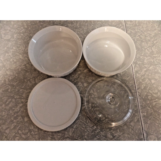 4 PC. CORNINGWARE STONEWARE FRENCH WHITE 1.5 QT. ROUND CASSEROLE SET W/LIDS