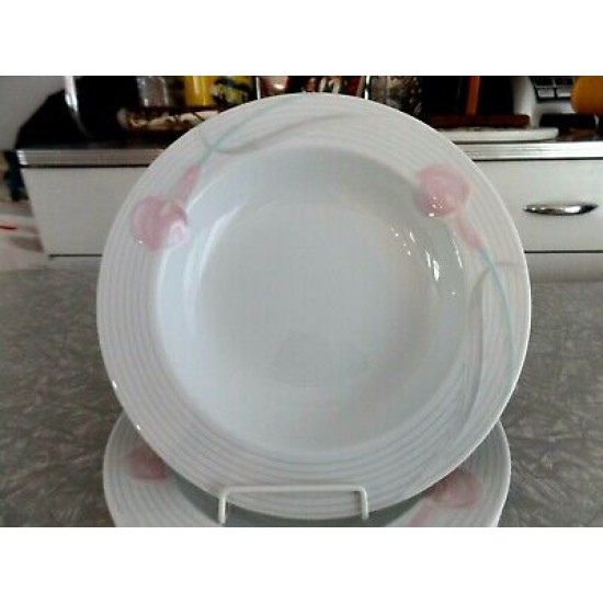 4 PC. MIKASA FINE CHINA SOUP/CONSOMME' BOWL SET in the "SERENADE" PINK PATTERN