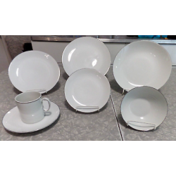 THOMAS FINE CHINA GERMANY (7) PC. PLACE SETTING in MEDALLION THIN PLATINUM 745