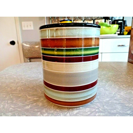 NEW TABLETOPS LIFESTYLES UTENSIL HOLDER in the POPULAR "JENTRY" PATTERN.