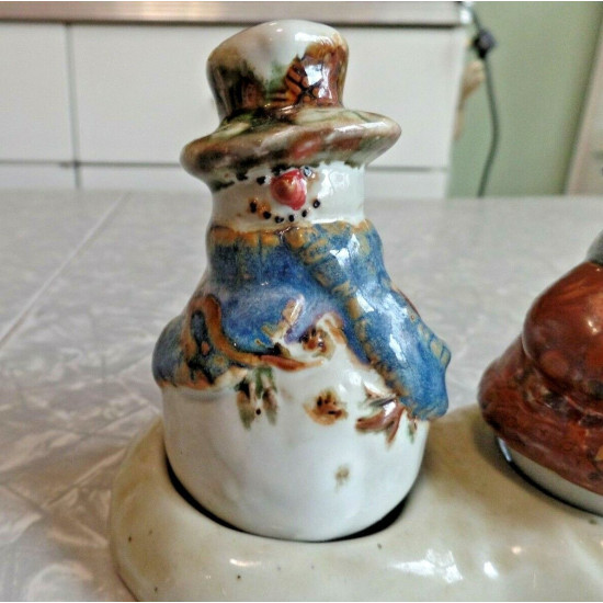 ST. NICHOLAS SQUARE SNOWMAN DESIGN "FOREST FRIENDS" SALT & PEPPER SHAKER SET