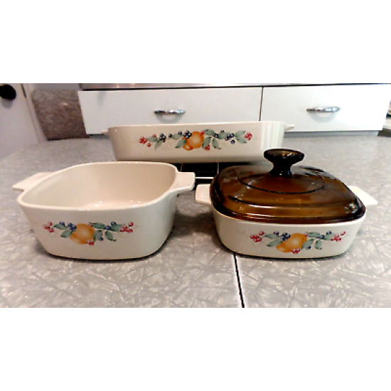 CORNING WARE 4 PC. BAKEWARE CASSEROLE DISH SET in the  "ABUNDANCE" FRUIT PATTERN