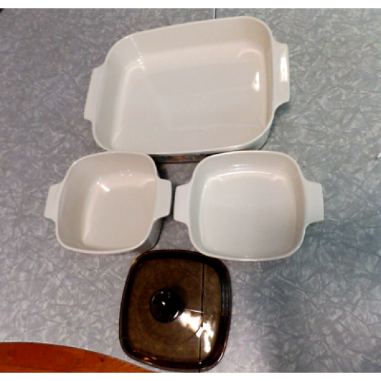 CORNING WARE 4 PC. BAKEWARE CASSEROLE DISH SET in the  "ABUNDANCE" FRUIT PATTERN