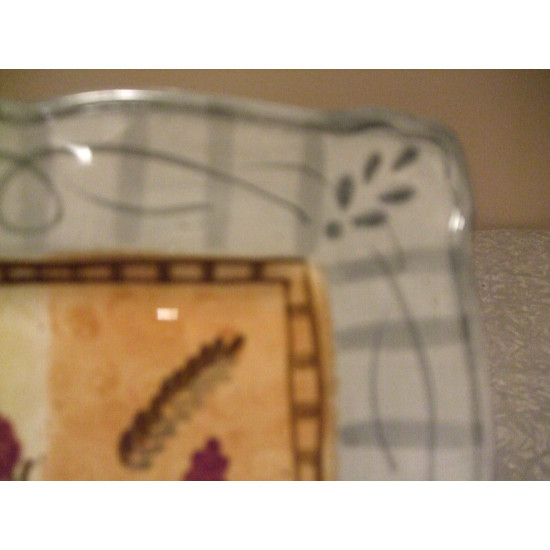 222 FIFTH "IBIZA" FLOWER PATTERN SQUARE LUNCH PLATE