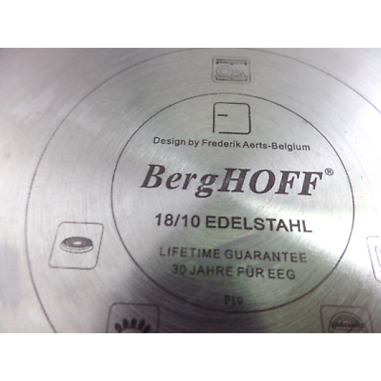 BergHOFF RON 9 3/4" x 3 "  2 QUART STAINLESS STEEL MULTI PLY COVERED CASSEROLE