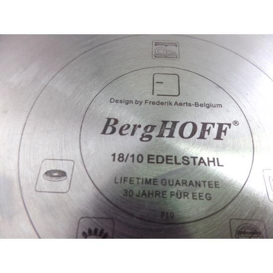 BergHOFF RON 9 3/4" x 3 "  2 QUART STAINLESS STEEL MULTI PLY COVERED CASSEROLE