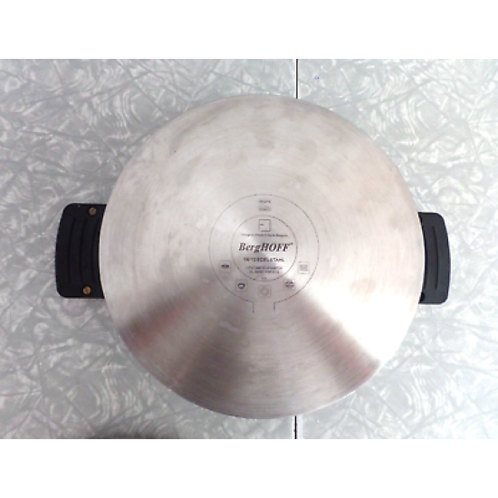 BergHOFF RON 9 3/4" x 3 "  2 QUART STAINLESS STEEL MULTI PLY COVERED CASSEROLE