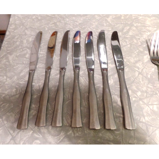 ONEIDA  "PRESCOTT"  PATTERN 38 PC. STAINLESS STEEL FLATWARE SET