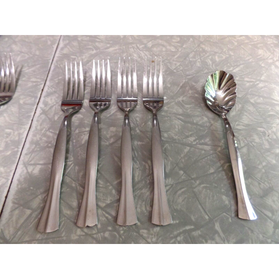 ONEIDA  "PRESCOTT"  PATTERN 38 PC. STAINLESS STEEL FLATWARE SET