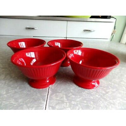 CRATE&BARREL 4 PC. STONEWARE RED PEDESTAL BOTTOM RAMEN/DESSERT BOWL SET
