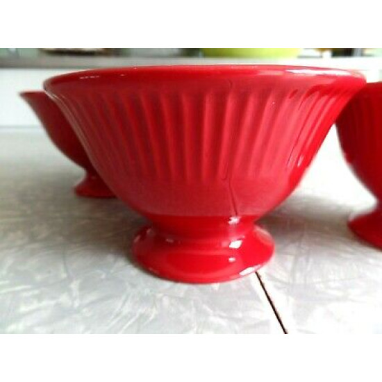 CRATE&BARREL 4 PC. STONEWARE RED PEDESTAL BOTTOM RAMEN/DESSERT BOWL SET