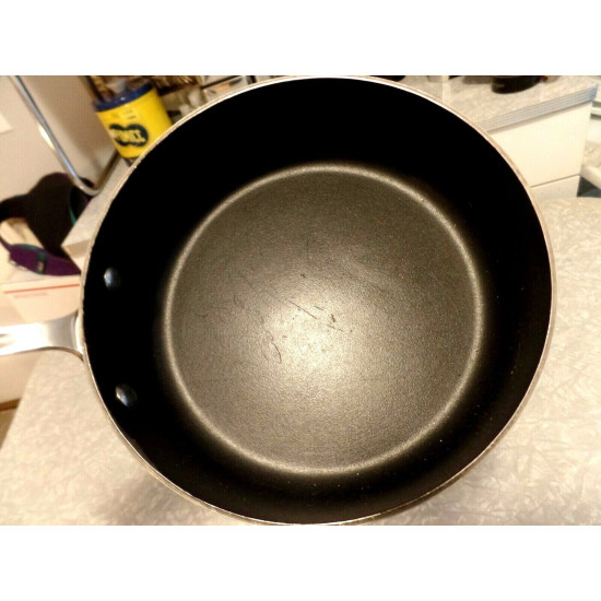 ALL-CLAD 1.5 QUART NON STICK SAUCE PAN