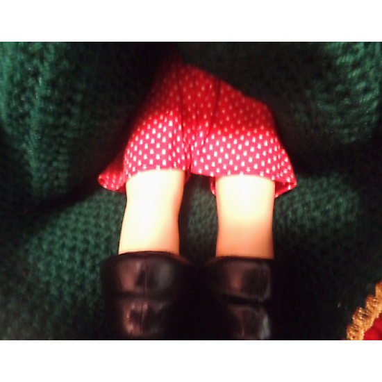 BEAUTIFULLY DONE HAND CROCHETED 14" TALL SANTA CLAUS FIGURE