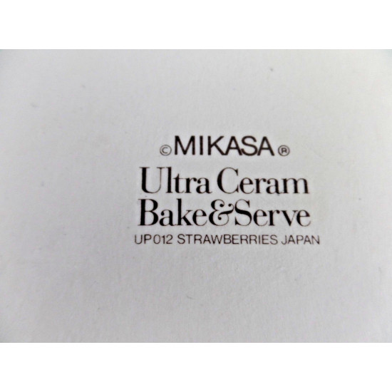 MIKASA ULTRA CERAM BAKE&SERVE UP012 "STRAWBERRIES" 2 Qt. CASSEROLE DISH W/LID